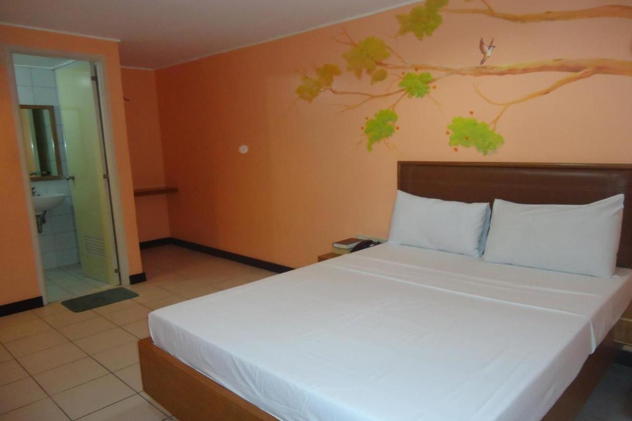 Park Bed And Breakfast Hotel Pasay Dış mekan fotoğraf
