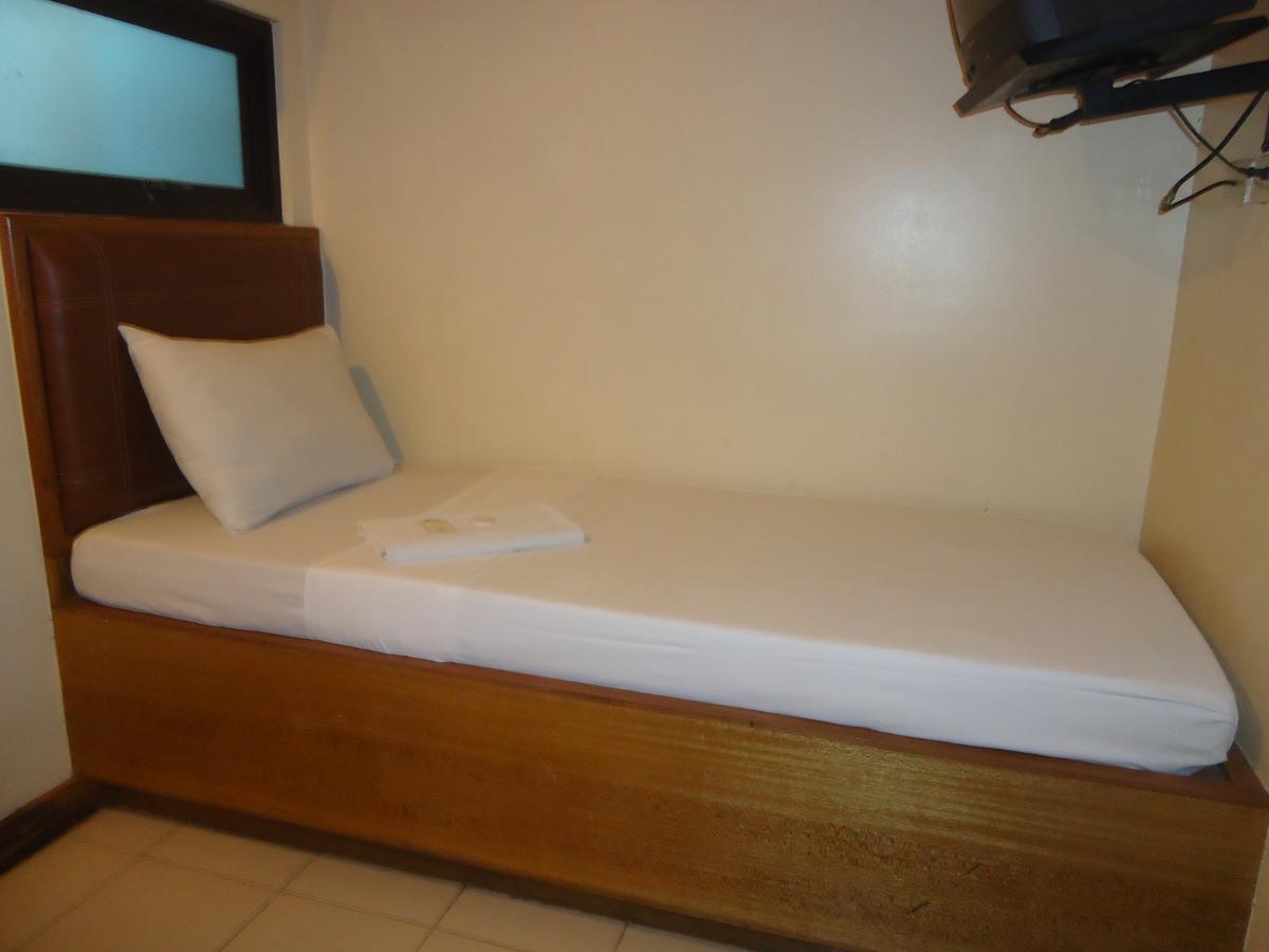 Park Bed And Breakfast Hotel Pasay Dış mekan fotoğraf
